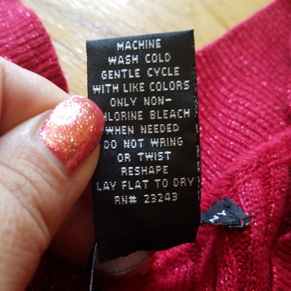 NY&Company Red VNeck Holiday Sparkle Sweater-Large - Picture 6 of 8